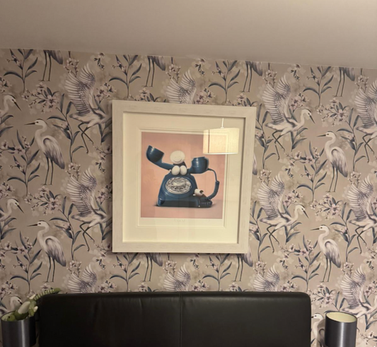 Does Art Really Work With Patterned Walls? These Homes Say Yes