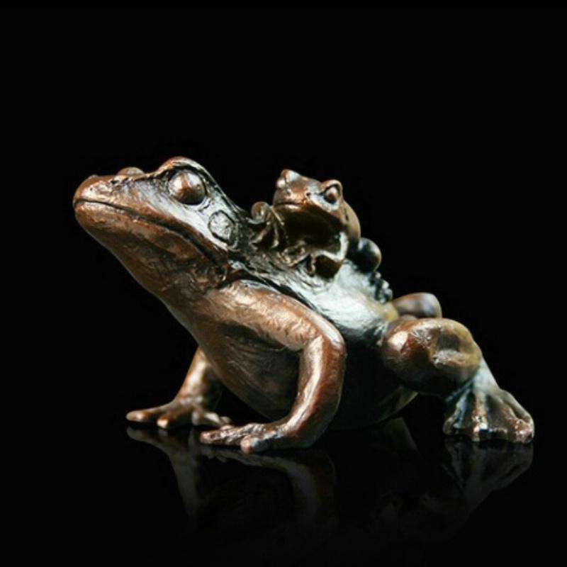 Richard Cooper- Small Frog with Baby 932